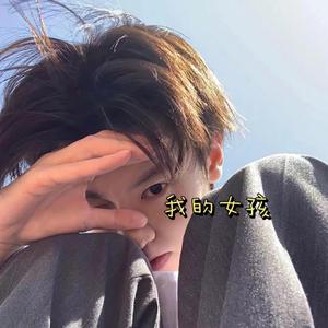 女人张开双腿让男人尻
